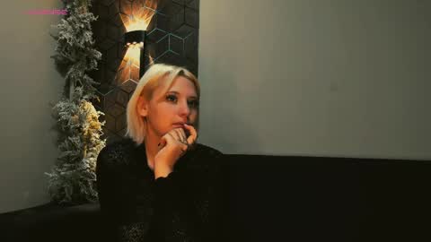 ImNysha online show from April 18, 10:52 am