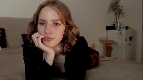 Snapshot of imogensy chatting on February 6, 3:59 pm my name Imo Fansly online show from February 6, 3:59 pm