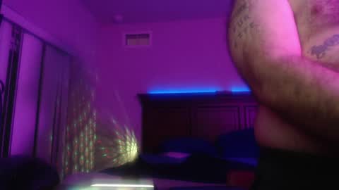 Snapshot of imthatfnguy chatting on December 15, 4:18 am I use to be imeverythingandnothing online show from December 15, 4:18 am