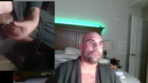 Snapshot of imthatfnguy chatting on December 29, 6:45 am I use to be imeverythingandnothing online show from December 29, 6:45 am