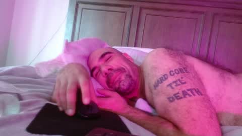 Snapshot of imthatfnguy chatting on December 29, 2:21 pm I use to be imeverythingandnothing online show from December 29, 2:21 pm