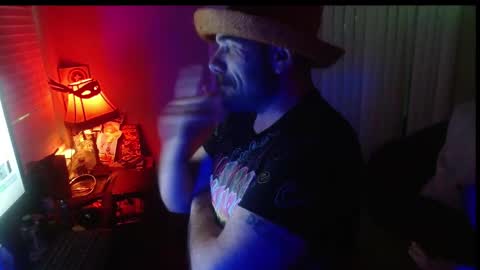 Snapshot of imthatfnguy chatting on February 24, 11:43 am I use to be imeverythingandnothing online show from February 24, 11:43 am