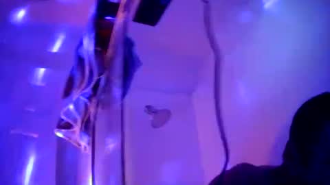 Snapshot of imtru chatting on March 9, 3:32 am imtru online show from March 9, 3:32 am