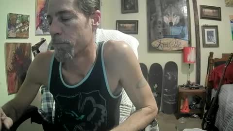 Snapshot of imtru chatting on October 31, 8:10 pm imtru online show from October 31, 8:10 pm