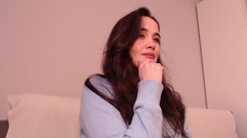 Snapshot of in_yan chatting on November 12, 5:46 pm Lin online show from November 12, 5:46 pm