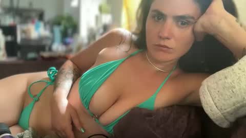Snapshot of inbedwithlexi chatting on April 10, 6:23 pm InBedWithLexi online show from April 10, 6:23 pm
