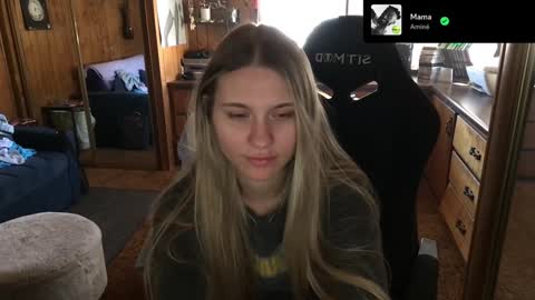 Carter online show from December 3, 7:22 pm