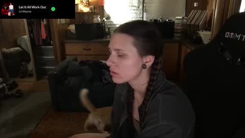 Carter online show from October 16, 4:46 am