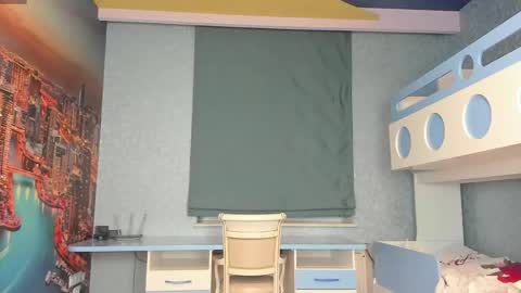 Snapshot of incredible__shell_ chatting on May 14, 7:09 pm Masha online show from May 14, 7:09 pm