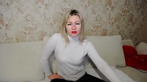incredible_ariela online show from February 5, 11:02 am