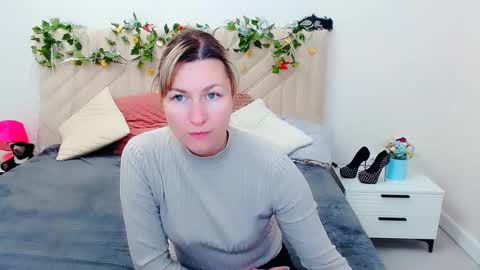 incredible_ariela online show from February 22, 10:36 am