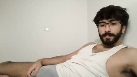 Snapshot of incubusszz chatting on October 3, 1:35 am incubus online show from October 3, 1:35 am