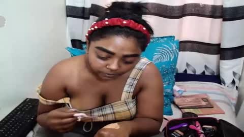 Snapshot of indian_firexx chatting on May 11, 5:57 am Tanya online show from May 11, 5:57 am