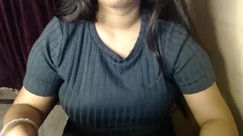 Snapshot of indian_nia chatting on October 18, 9:37 pm Nia online show from October 18, 9:37 pm