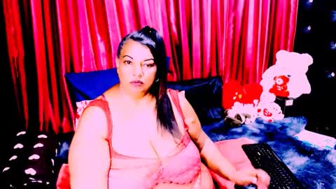 Snapshot of indian_rubyxx chatting on September 9, 2:11 am indian_rubyxx online show from September 9, 2:11 am