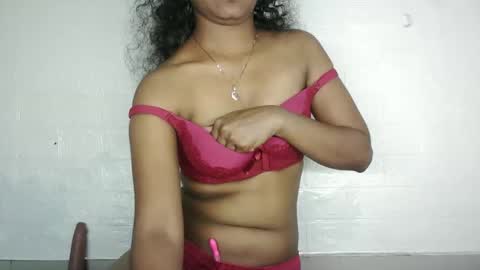 Snapshot of indian_saanvi chatting on April 9, 2:55 am Saanu online show from April 9, 2:55 am