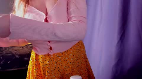 Snapshot of indian_summer_ chatting on February 16, 2:02 pm Melissa No Baby or bb sexy etc... online show from February 16, 2:02 pm