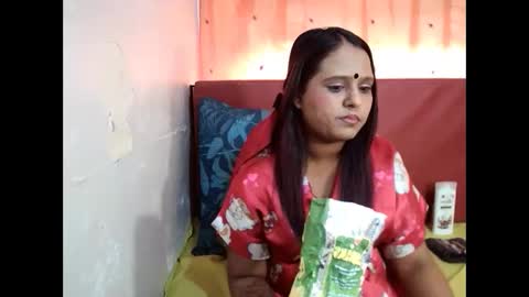 Snapshot of indian_sunshine chatting on September 15, 6:02 am indian_sunshine online show from September 15, 6:02 am