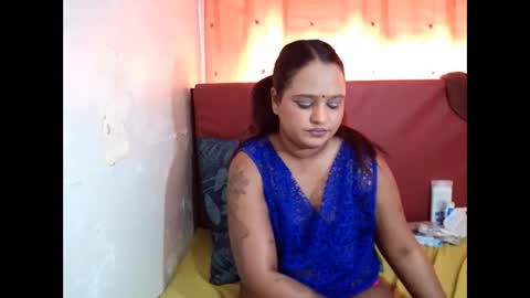 Snapshot of indian_sunshine chatting on November 20, 5:51 am indian_sunshine online show from November 20, 5:51 am