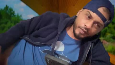 Snapshot of indian_tarzan chatting on November 13, 5:23 pm indian_tarzan online show from November 13, 5:23 pm