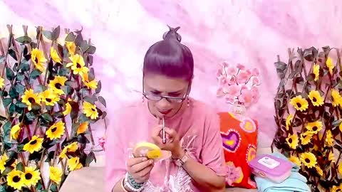 Snapshot of indianallure chatting on December 22, 5:37 am Femiez online show from December 22, 5:37 am