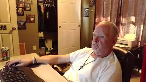 Papa online show from November 12, 7:57 pm