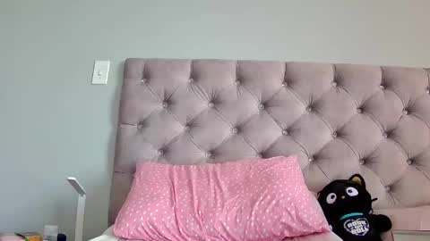 FREE Onlyfans   online show from February 20, 7:43 am