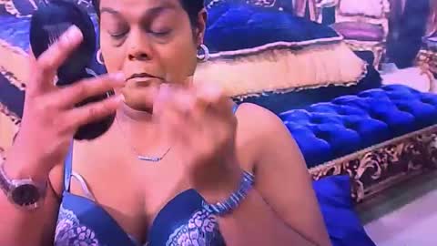 indiancherrypie online show from February 25, 6:01 am