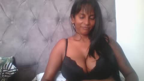 priya online show from December 21, 7:35 am