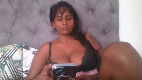 priya online show from January 20, 1:00 pm