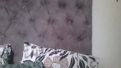 priya online show from February 10, 5:36 am