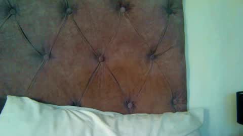 Snapshot of indianjasmin chatting on July 31, 11:42 am priya online show from July 31, 11:42 am