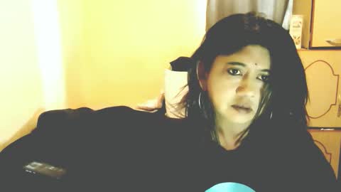 indianpleasures21 online show from April 9, 12:54 pm