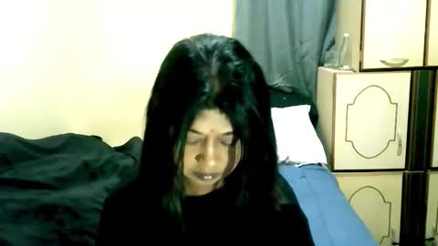 Snapshot of indianpleasures21 chatting on May 1, 4:39 am indianpleasures21 online show from May 1, 4:39 am