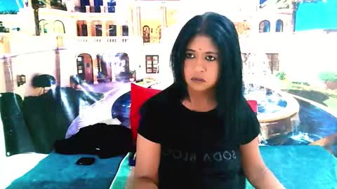 Mika online show from November 14, 6:39 pm