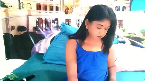 Mika online show from December 4, 4:55 am