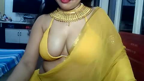 Radha online show from December 4, 8:28 pm