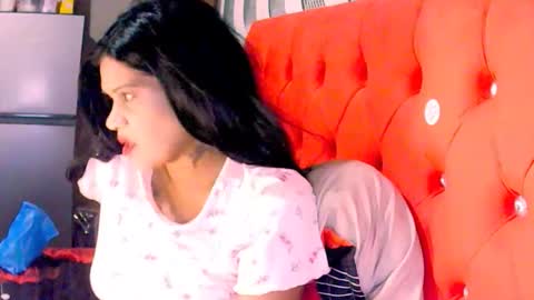 Snapshot of indianrose4u7 chatting on October 10, 7:57 pm indianrose4u7 online show from October 10, 7:57 pm