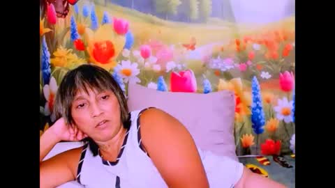 indianroxy27 online show from February 7, 2:37 am