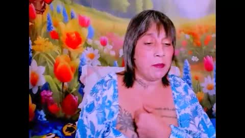 indianroxy27 online show from February 19, 7:32 pm