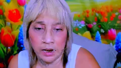 indianroxy27 online show from July 12, 4:09 pm