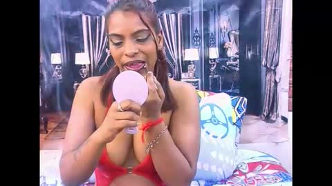 Snapshot of indiansexyass4u2luv chatting on April 29, 9:32 pm indiansexyass4u2luv online show from April 29, 9:32 pm