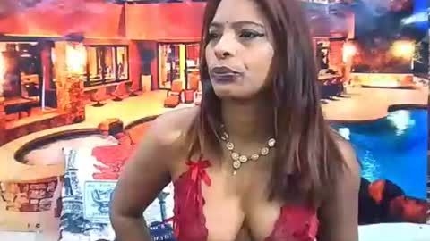 Snapshot of indiansexyass4u2luv chatting on May 9, 8:52 am indiansexyass4u2luv online show from May 9, 8:52 am