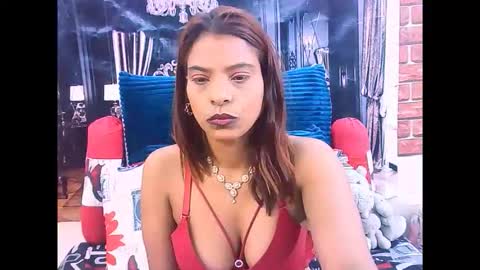 Snapshot of indiansexyass4u2luv chatting on May 19, 9:04 am indiansexyass4u2luv online show from May 19, 9:04 am