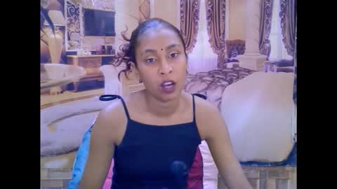 indiansexybutt4u2luv online show from March 5, 5:58 am