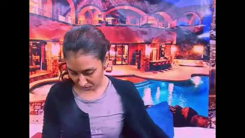 indiansexybutt4u2luv online show from March 30, 5:19 am