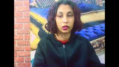 Snapshot of indiansexybutt4u2luv chatting on July 16, 5:57 am indiansexybutt4u2luv online show from July 16, 5:57 am