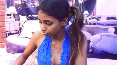 indiansexyslender4u2luv online show from November 28, 5:21 am