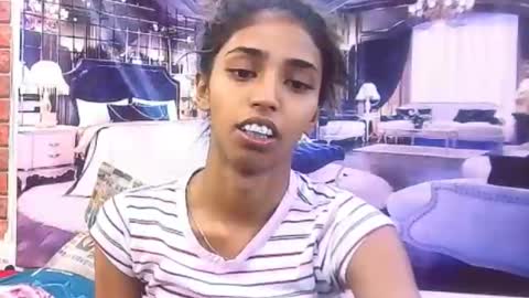 indiansexyslender4u2luv online show from December 19, 5:25 am