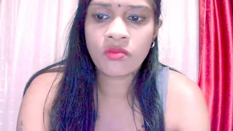 indiansexyy21 online show from June 30, 10:55 pm